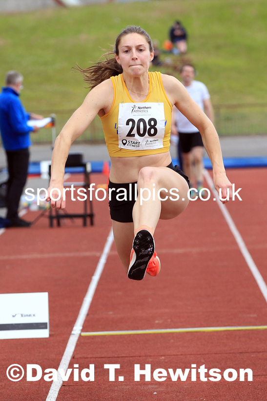 Senior womens triple jump, 2022 Northern Senior and Under-20 Champs., Wavertree Athletics Centre, Liverpool. Photo: David T. Hewitson/Sports for All Pics